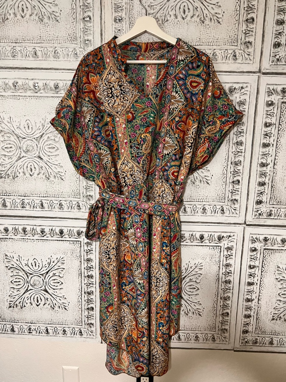 NWOT  Multicolor Paisley Midi Dress with Tie Belt size XL